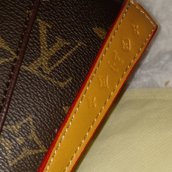 Louis Vuitton Fan-Shaped Mono Brown and Tan Clutch - Picture 14 of 16